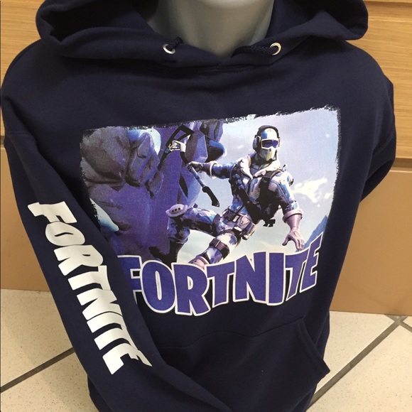 Shirts Fortnite Frost Bite Skin Hoodie Poshmark - m 5c0eda31df03079790f9e7ef